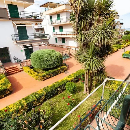 Stella Marina On The With Swimming Pool - Catania Taormina Etna アパート *